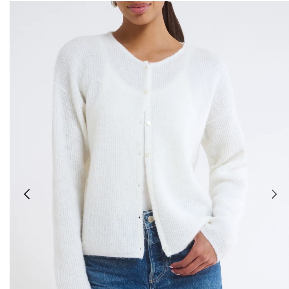Rumored Newport Cardigan in Ivory